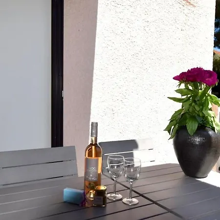 Apartamento Beach Walk Climatise Piscineparkingproche Mer *