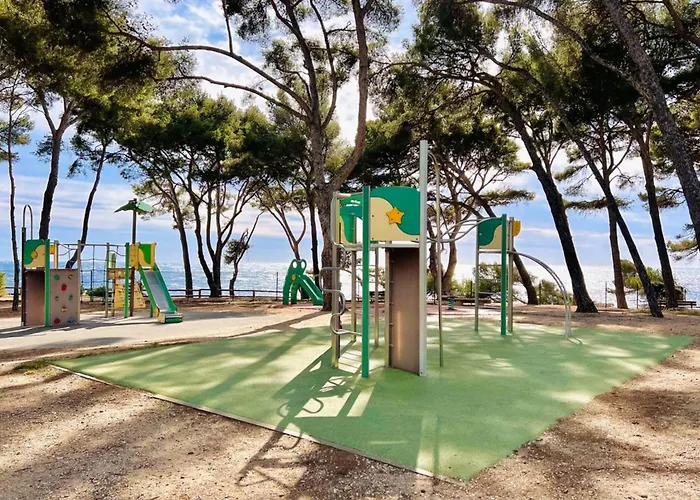 Walk Climatise Piscineparkingproche *